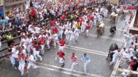 Watching the running of the bulls during Pamplona's 2011 Festival of San Fermin I was able to shoot some video of the beginning of the run as the bulls head through Dead Man's Corner. 